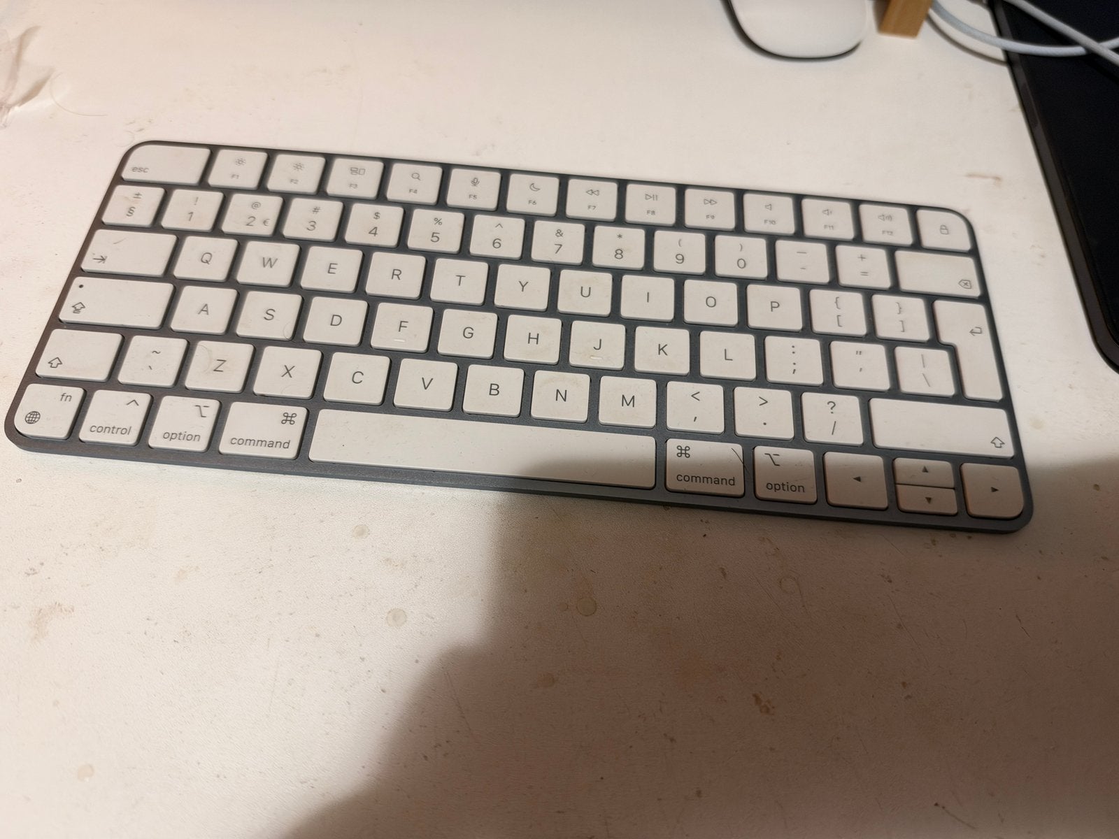 Foto 3 van Apple iMac 24-inch (2023) met M3-chip, kleur blauw.