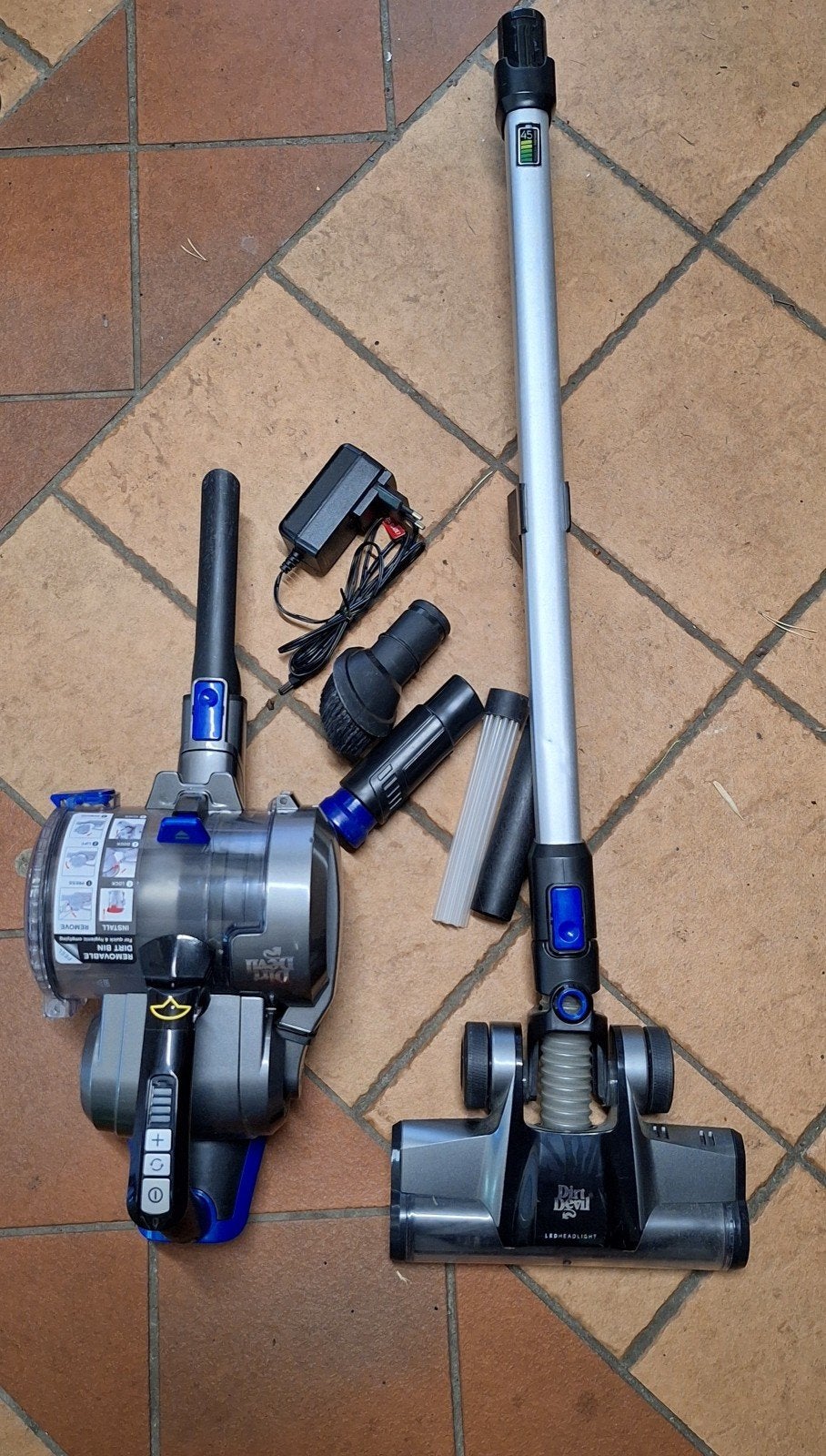Dirt Devil 2-in-1 steelstofzuiger met accessoires, Overige merken, Inclusief accessoires, Ophalen of Verzenden, Zo goed als nieuw