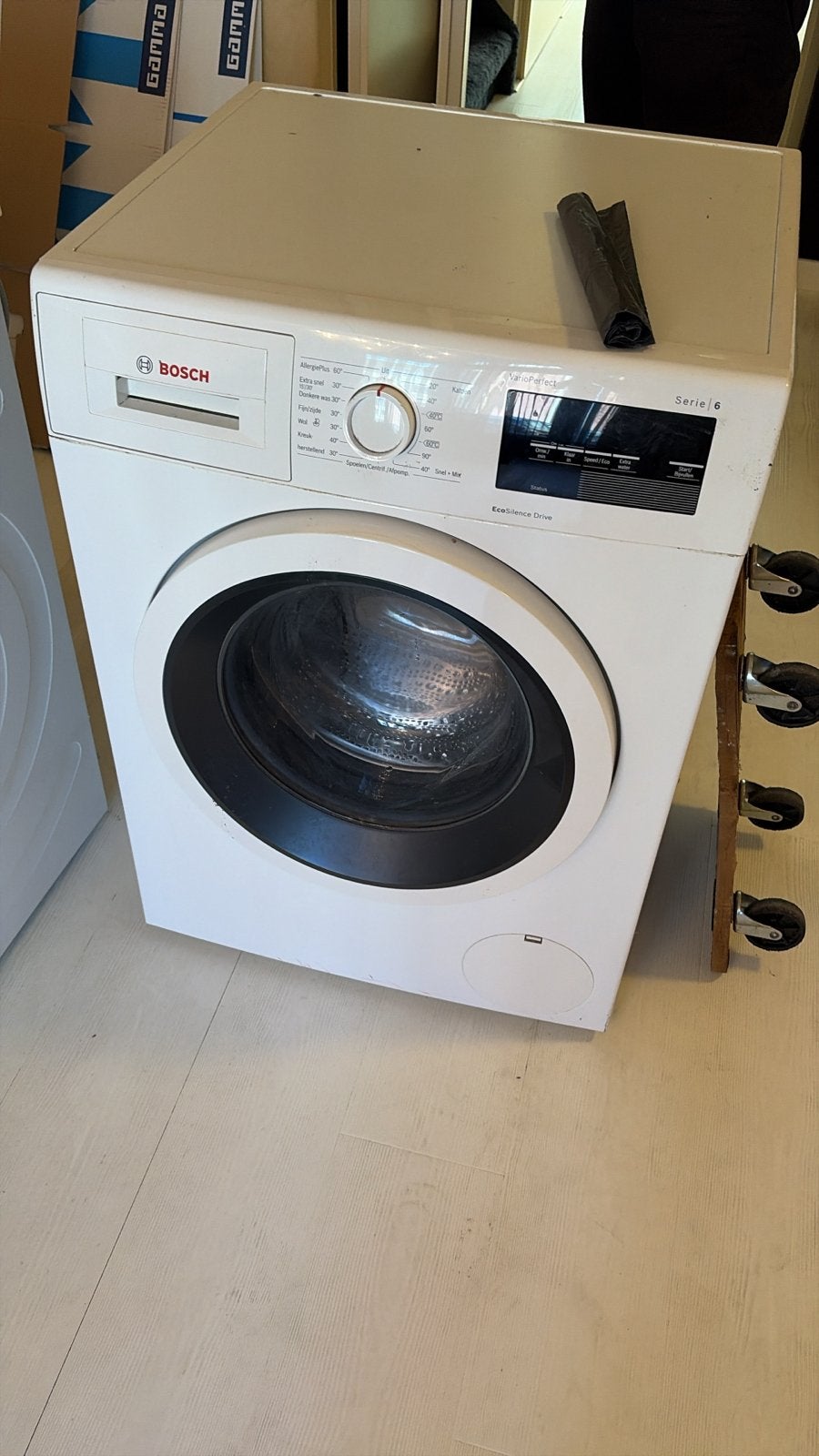 Bosch Serie 6 Wasmachine - Werkt perfect, klein defect deurt, Witgoed en Apparatuur, Wasmachines, Ophalen, Gebruikt, Voorlader