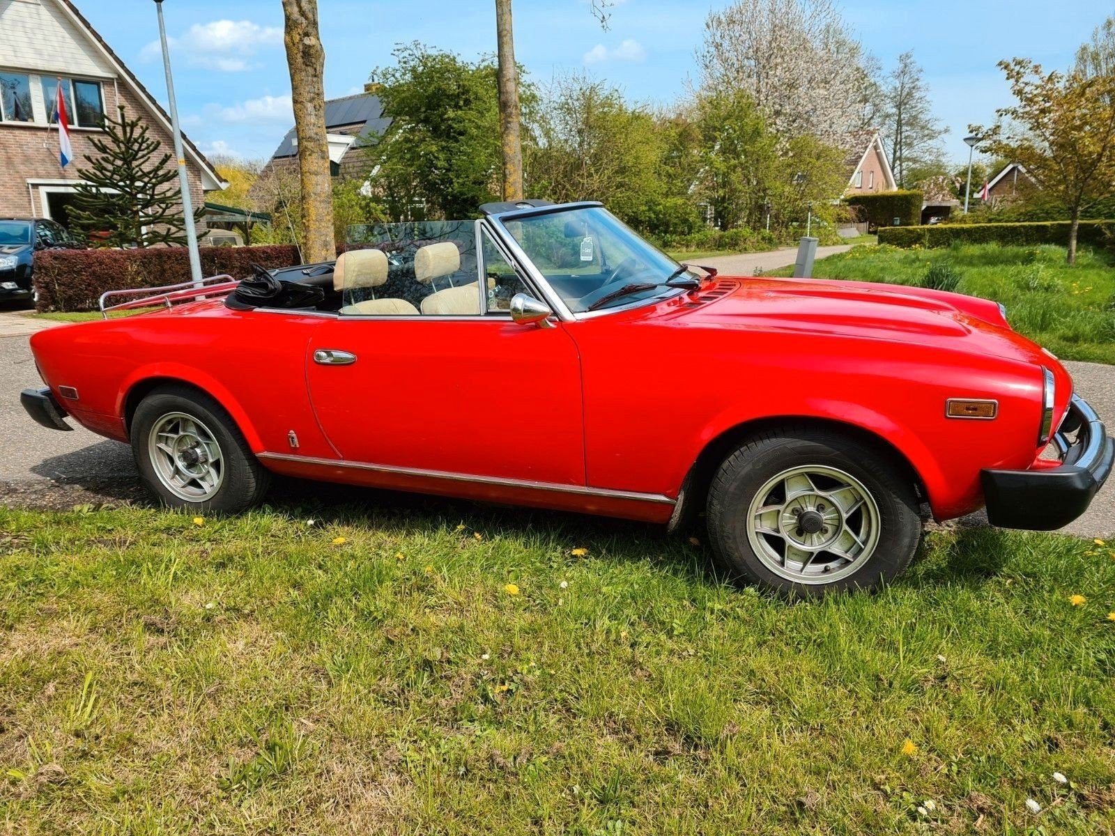 FIAT 124 SPIDER, USA 2 ltr inj, bj 1980, kleur rood, foto 7