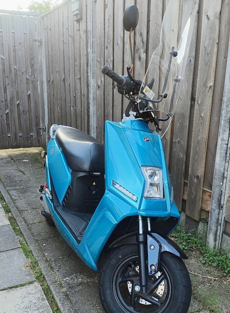 Lifan Deluxe E3 elektrische snorscooter blauw, Elektrisch, Zo goed als nieuw, Ophalen, Overige merken