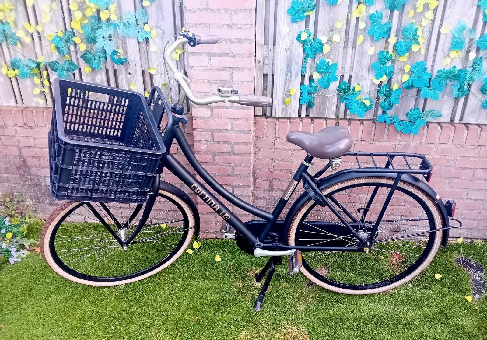 ​Cortina U4 Meidenfiets 28 inch - Maat 50 - 3 Versnellingen, Ophalen, Terugtraprem, Gebruikt, Cortina U4 transportfiets