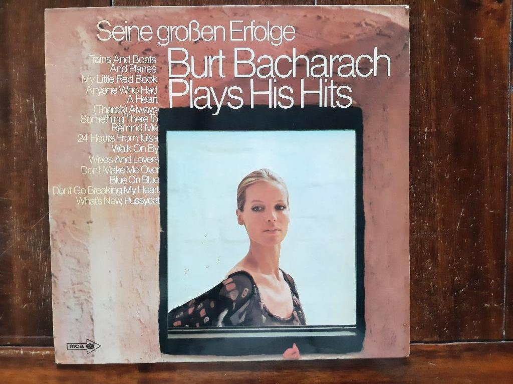 LP Burt Bacharach / Burt Bacharach plays his hits, Cd's en Dvd's, Vinyl | Pop, Ophalen of Verzenden, Gebruikt, 12 inch