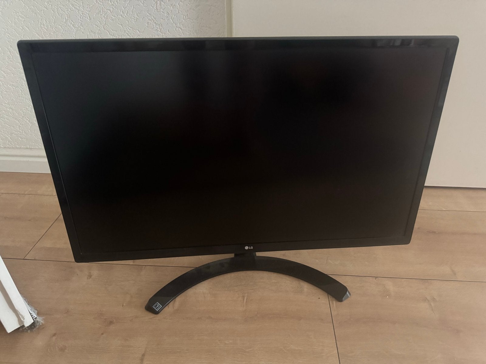LG 27UD58-B 27 inch 4K IPS gaming Monitor