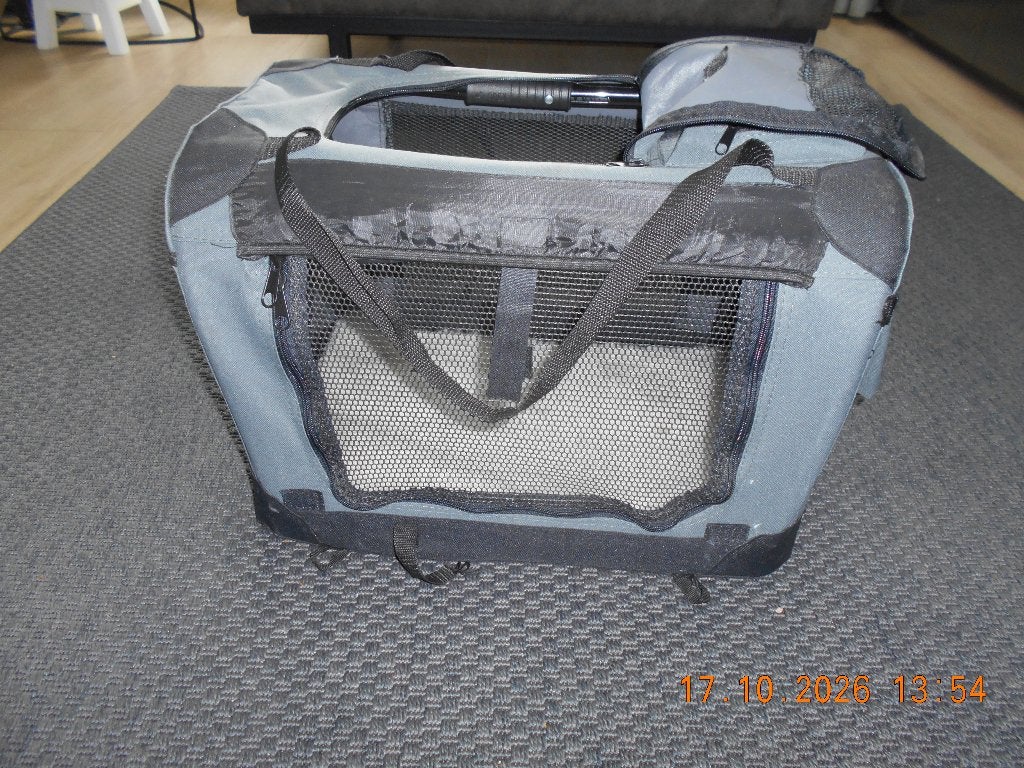 Honden of Kattenbench, Ophalen of Verzenden, Zo goed als nieuw