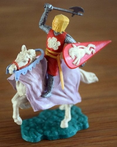 Timpo Toys ridder op steigerende paard met bijl en schild, Ophalen of Verzenden, Zo goed als nieuw