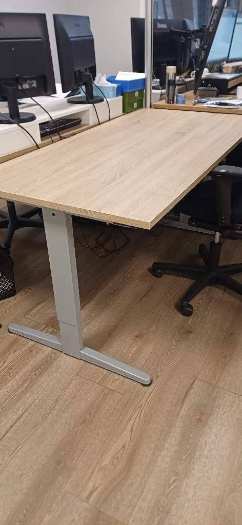 Bureau 160 x 80, Huis en Inrichting, Bureaus, Ophalen, 160 cm, Spaanplaat of MDF, In hoogte verstelbaar