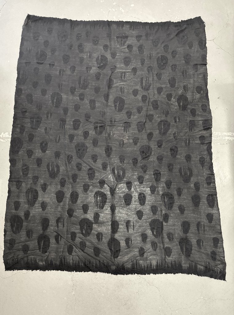 ALEXANDER McQUEEN Zwart groot skull sjaal 180X135cm, Kleding | Dames, Maat 46/48 (XL) of groter, Ophalen of Verzenden, Zo goed als nieuw