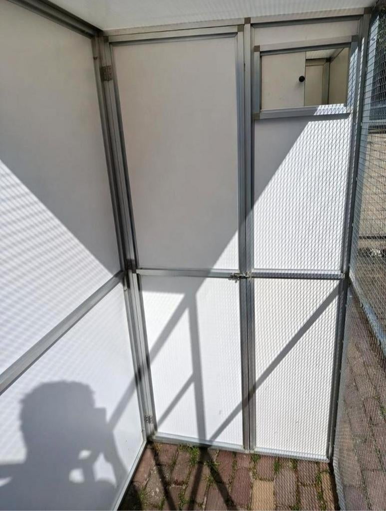 Voliere met binnenhok., Dieren en Toebehoren, Ophalen, Zo goed als nieuw, Aluminium, Volière