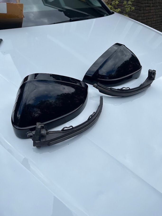 Audi A4 (B9) dynamische knipperlichten zwarte spiegelkappen, Ophalen of Verzenden
