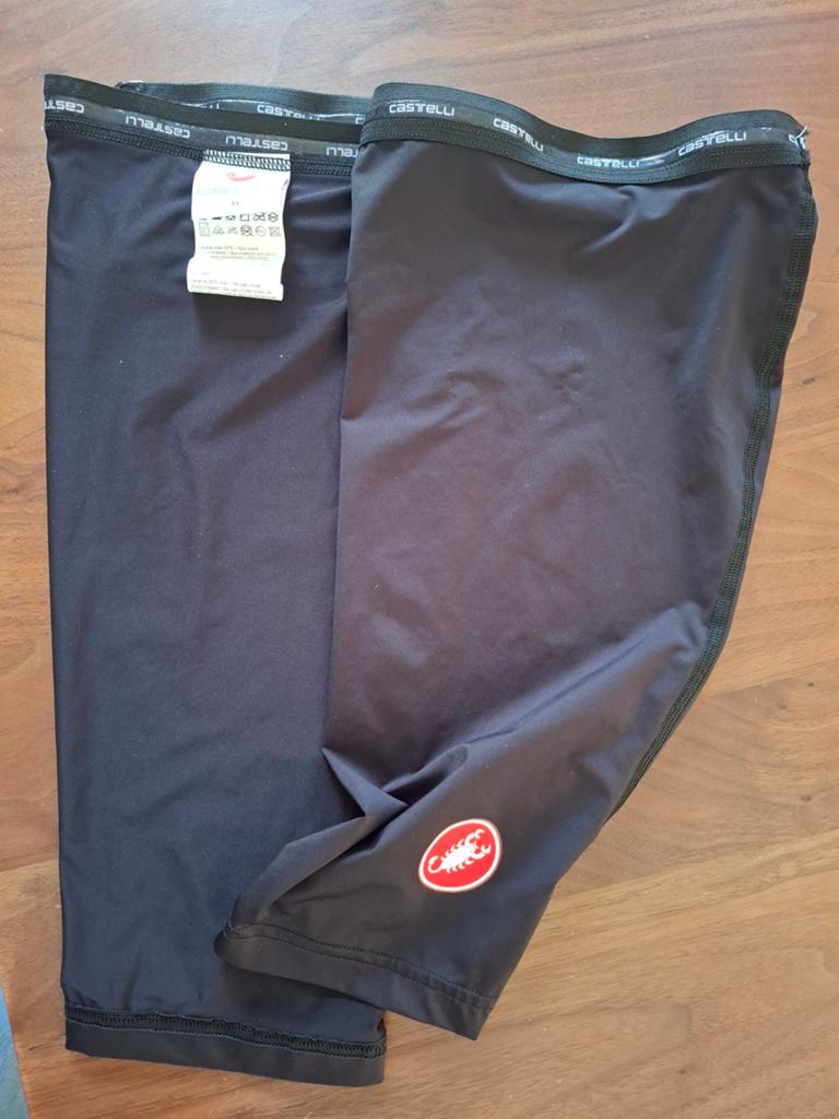 Castelli kniestukken - Zo goed als nieuw, Ophalen of Verzenden
