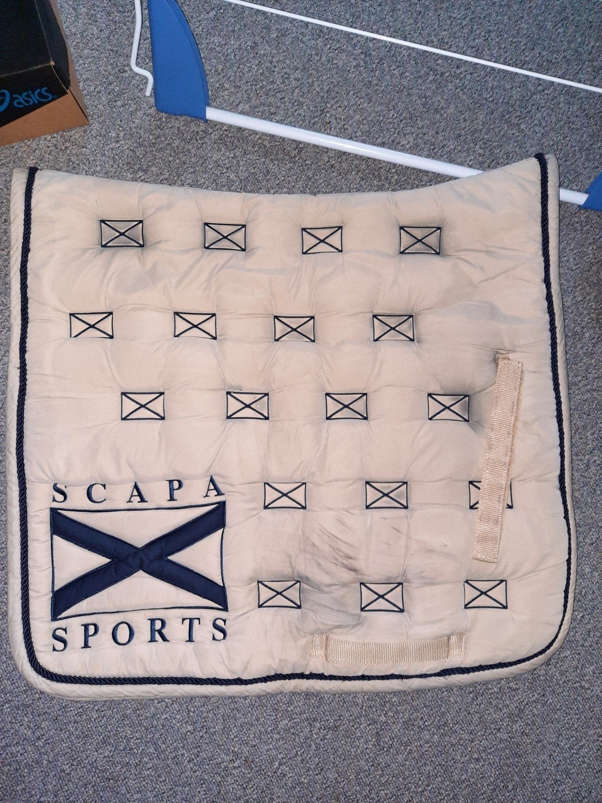 2 scapa flag dekjes gebroken wit en blauw dressuur, Dieren en Toebehoren, Paarden en Pony's | Dekens en Dekjes, Ophalen of Verzenden