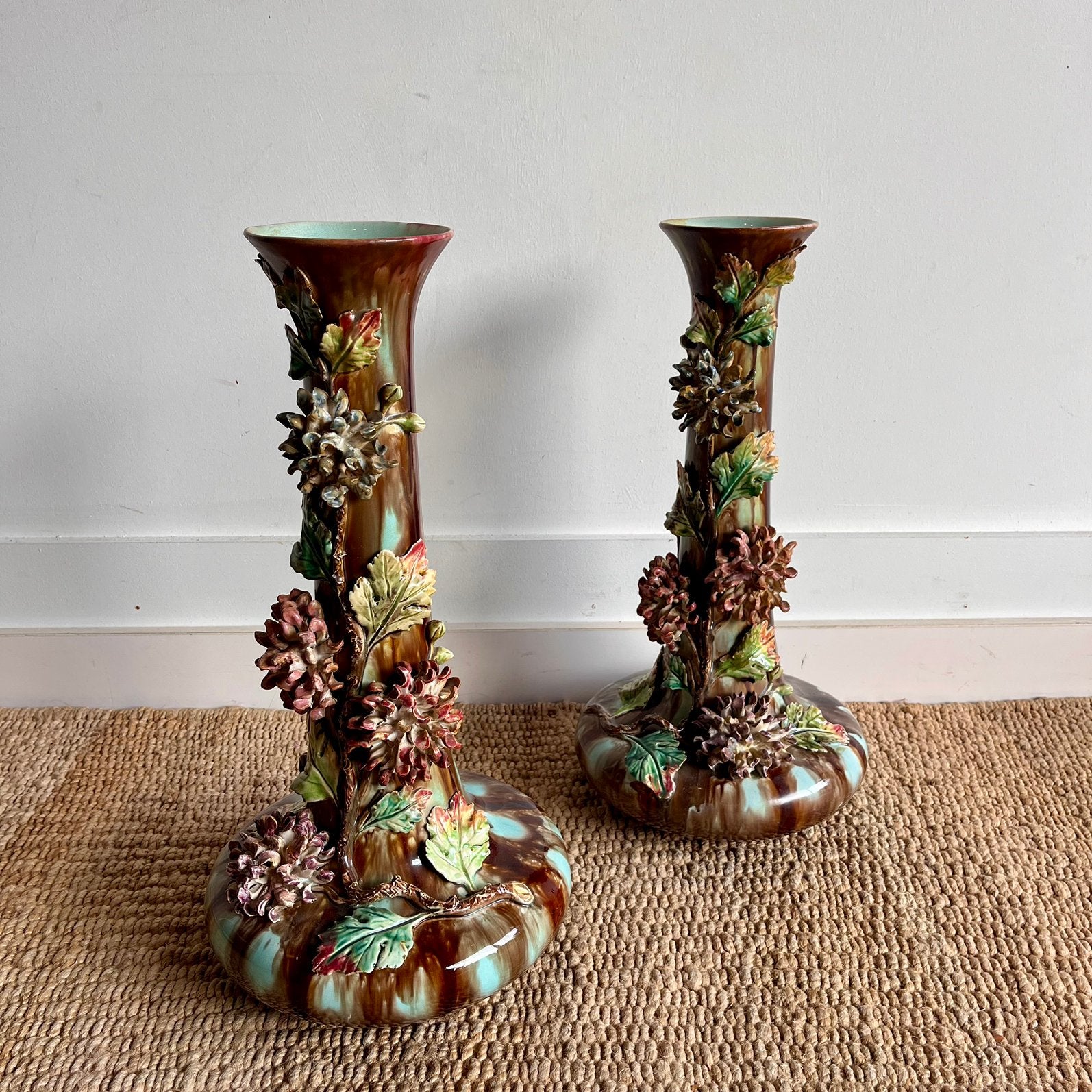 2 Barbotine Majolica vazen Antiek Vintage, Ophalen