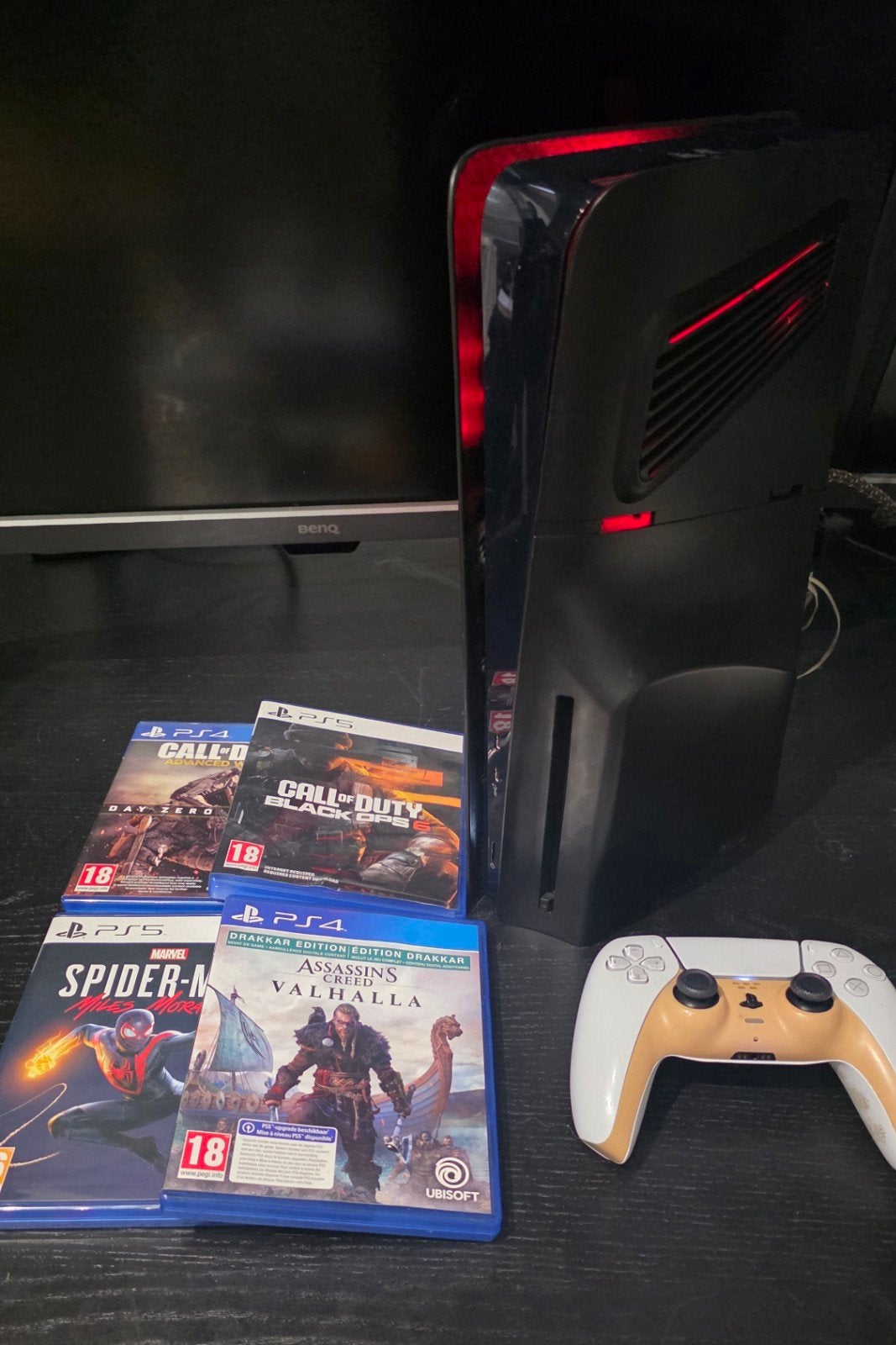 PS5 Slim met Disk&RGB en 4 games, Spelcomputers en Games, Spelcomputers | Sony PlayStation 5, Ophalen of Verzenden, Zo goed als nieuw