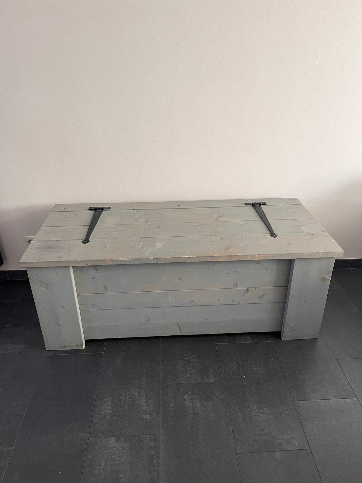 Steigerhouten deken/opberg kist, Ophalen