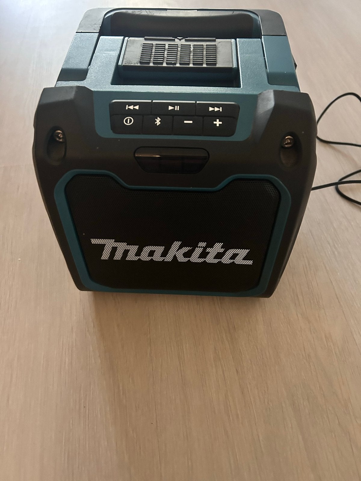 Makita DMR200 Bluetooth Speaker, Bluetooth, Zo goed als nieuw, Draagbare speaker, Minder dan 60 watt