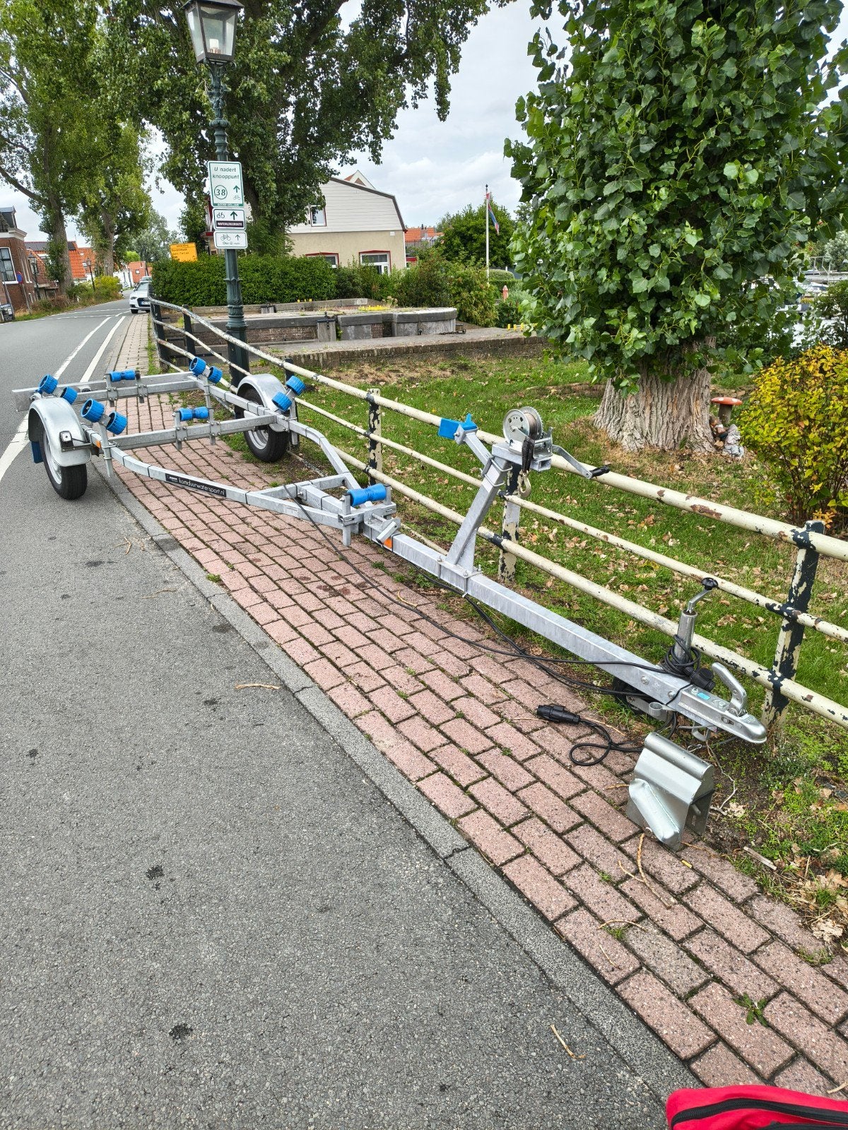750 kg boottrailer in nieuwstaat (kantel trailer), Ophalen of Verzenden, Zo goed als nieuw, Overige typen