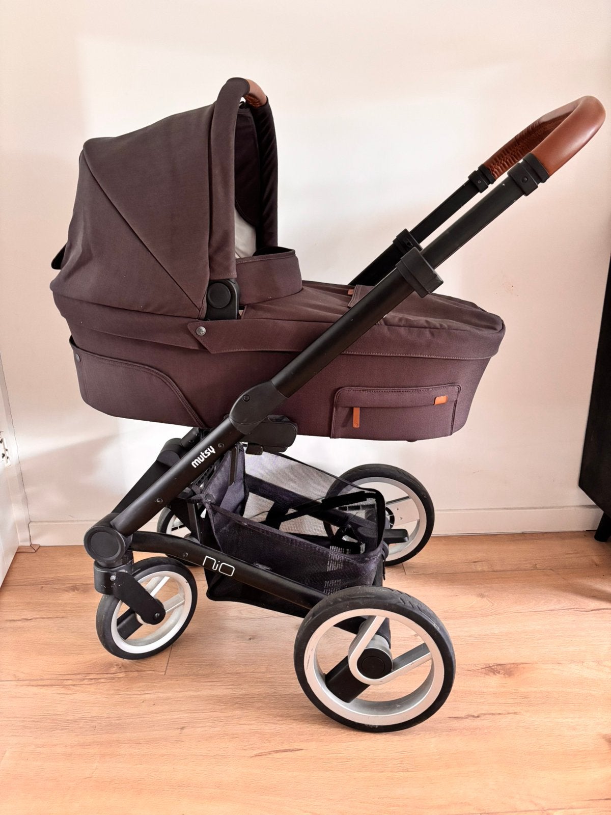 Mutsy Nio kinderwagen, Kinderen en Baby's, Kinderwagens en Combinaties, Ophalen, Gebruikt, Mutsy, Met reiswieg