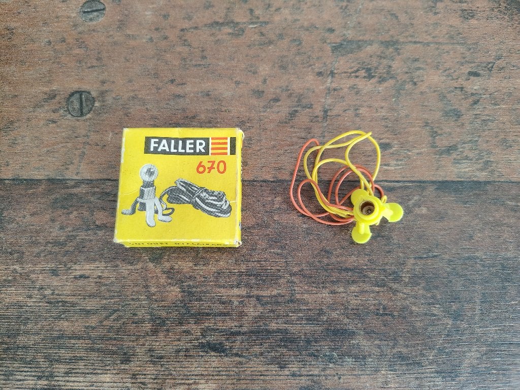 1x Lamp Houder/ Faller 670 /AMS /Slotcar/ HO, Ophalen of Verzenden, Gebruikt, Elektrisch, Carrera