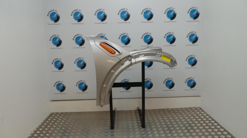 MINI (BMW) COUNTRYMAN VOORSCHERM R 2012, Ophalen of Verzenden, Gebruikt, Stiba lid