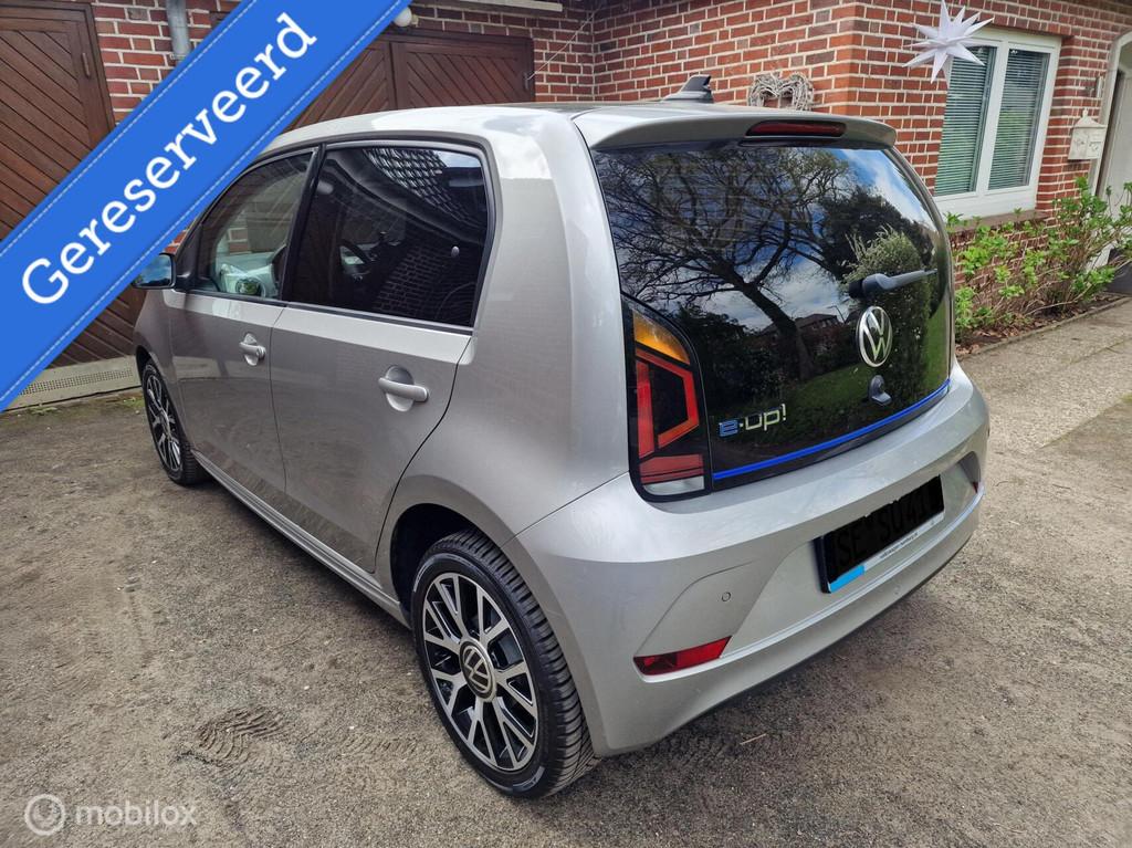 Volkswagen e-Up! /37KW ACCU /LAGE KM-STAND! /Luxe uitvoering, Gebruikt, Up!, 260 km, 1148 kg