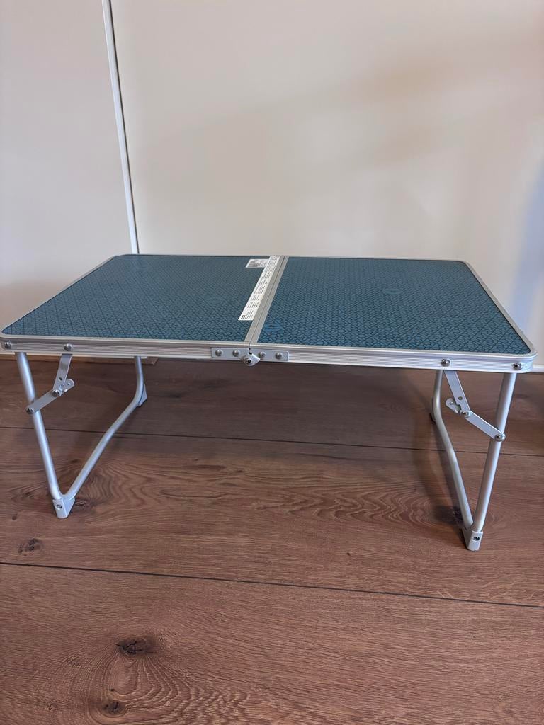Klein opvouwbaar campingtafeltje - Zo goed als nieuw, Caravans en Kamperen, Kampeermeubelen, Ophalen, Zo goed als nieuw, Campingtafel