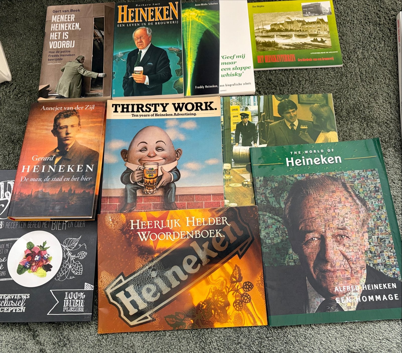 10 Heineken boeken - Geschiedenis, reclame en meer, Ophalen of Verzenden, Gelezen, Nederland