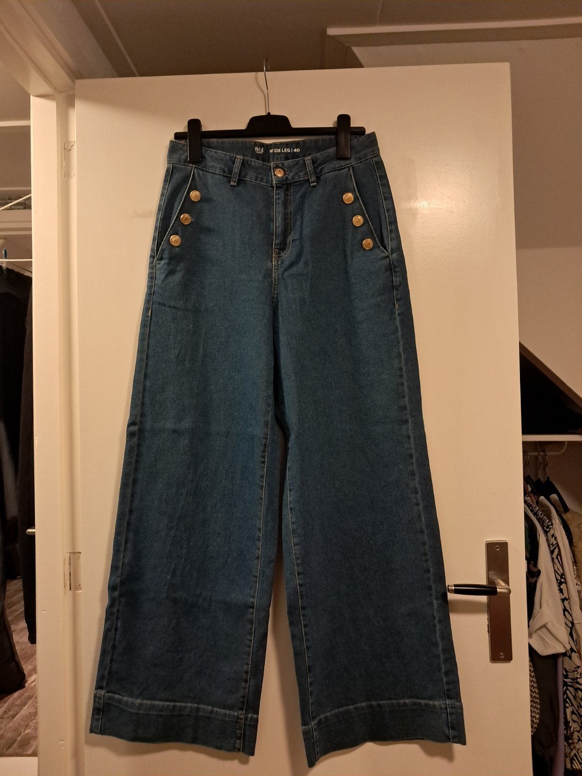 Wide leg jeans met gouden knopen - Maat 40, Blauw, Ophalen of Verzenden, Zo goed als nieuw, Lang