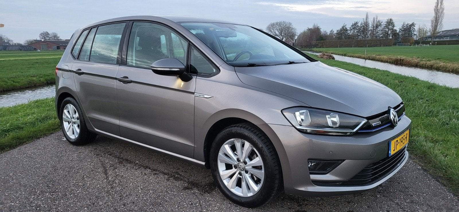 Volkswagen Golf Sportsvan 1.0 TSI 85KW 2016 Grijs, Voorwielaandrijving, Stof, 4 cilinders, 1219 kg