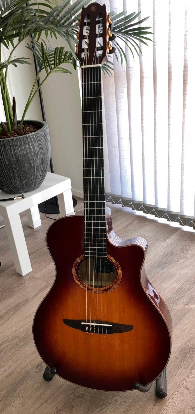 Yamaha NTX3 Sunburst, Ophalen, Zo goed als nieuw, Klassieke of Spaanse gitaar