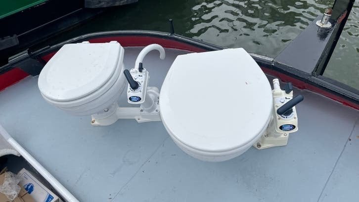 Jabsco handmatig scheepstoilet, Ophalen, Gebruikt, Kombuis en Sanitair
