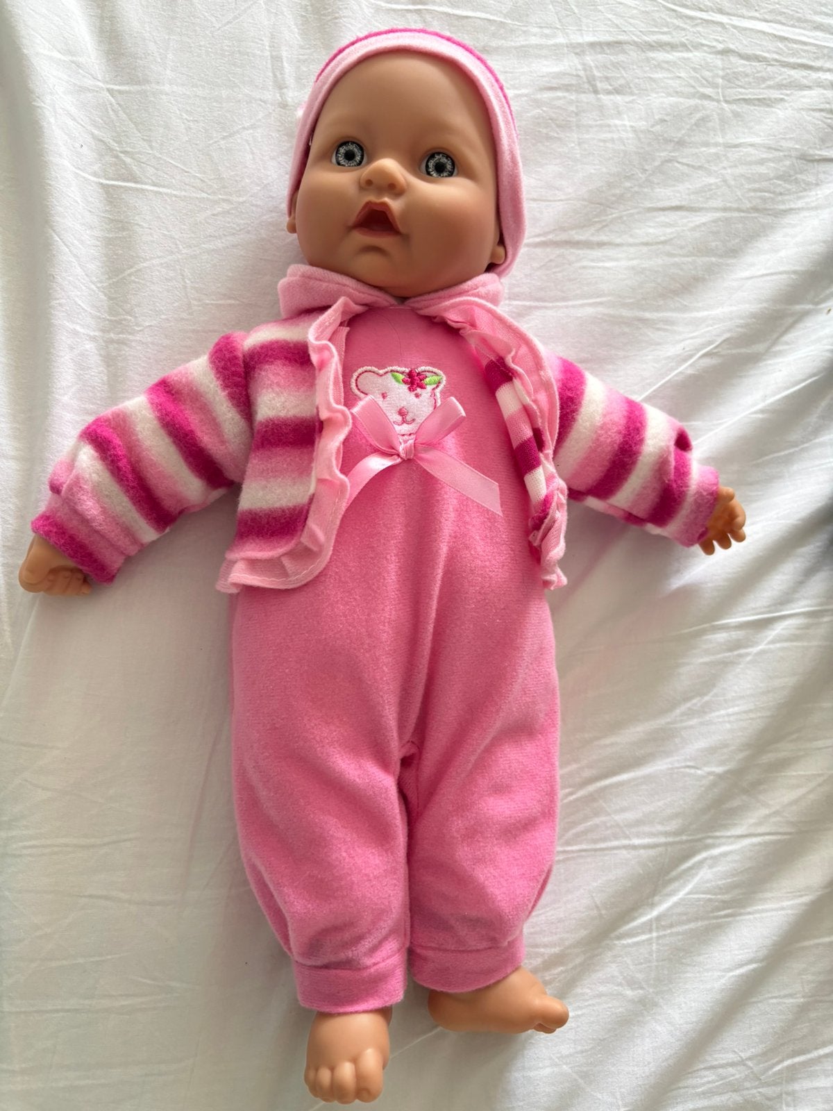 Pop 38 cm, Kinderen en Baby's, Speelgoed | Poppen, Ophalen of Verzenden, Zo goed als nieuw, Babypop