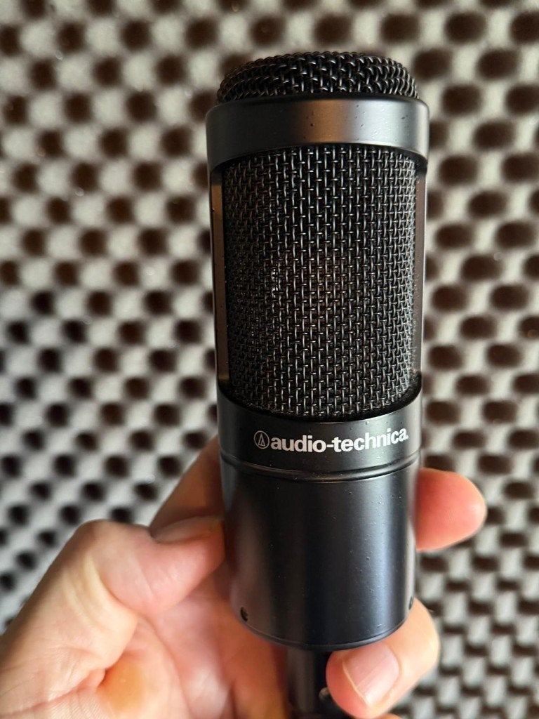 Audio Technica AT2035 Mic, Band