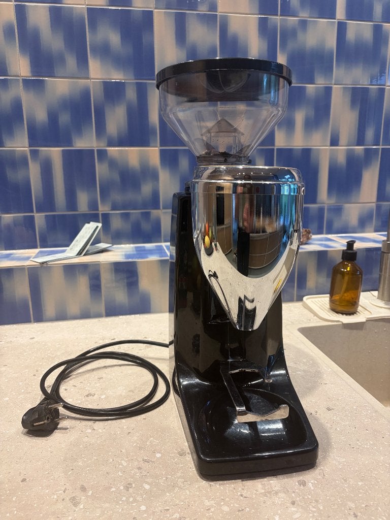 Quamar M80E espressomolen – opknapper/onderdelen, Ophalen, Gebruikt, Overige merken, Koffiebonen