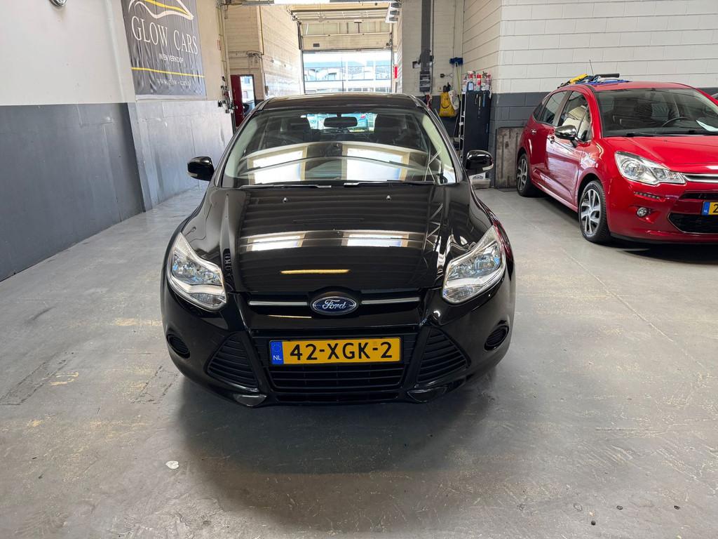 Ford Focus 1.0 EcoBoost Trend |AIRCO|CRUISE|NAVI|PDC|TREKHAA, Euro 5, Gebruikt, 635 kg, Zwart