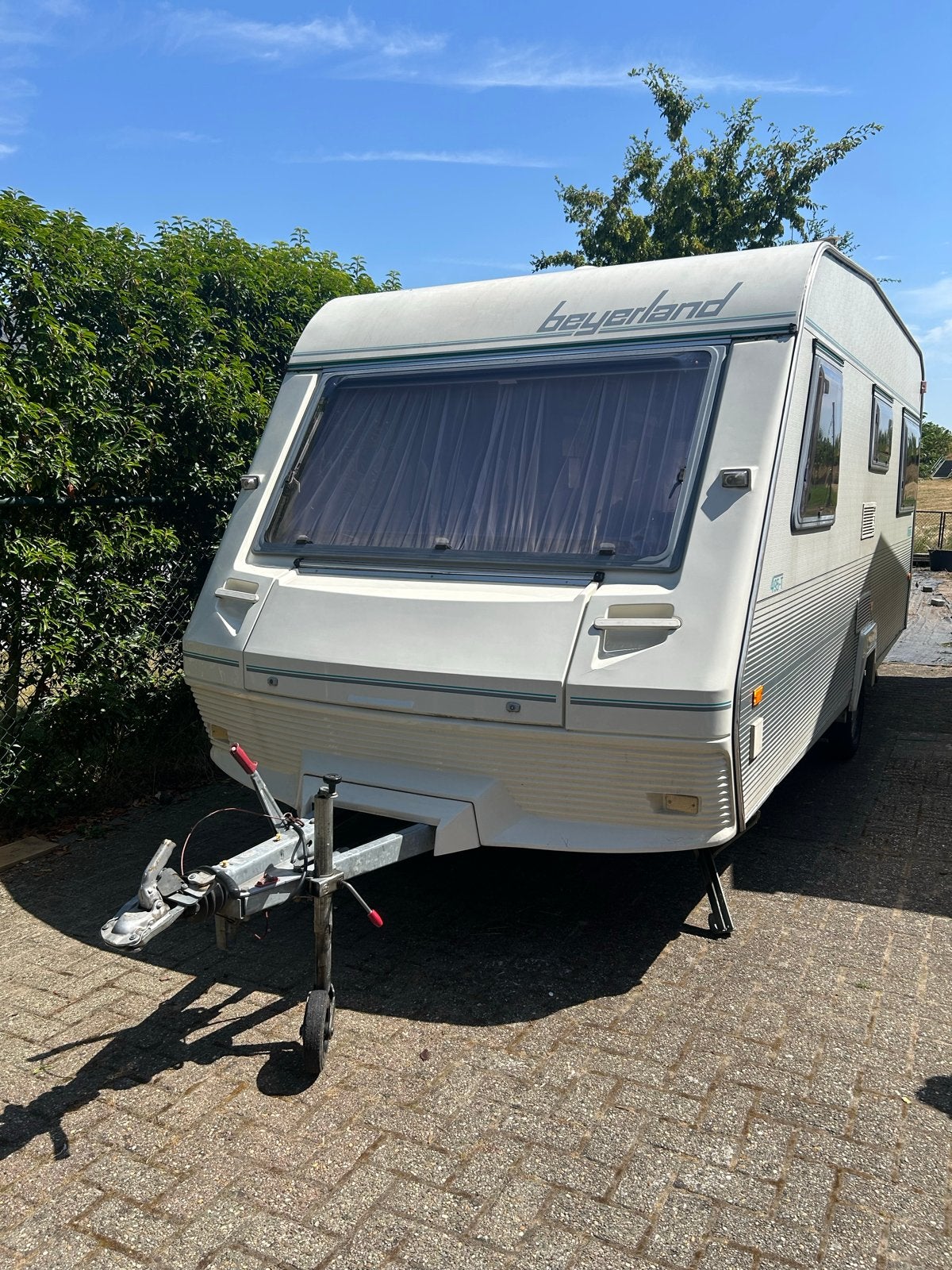 Beyerland caravan 1994 - 4 persoons, vochtvrij met voortent, Caravans en Kamperen, Caravans, Voortentlamp, Treinzit, Particulier