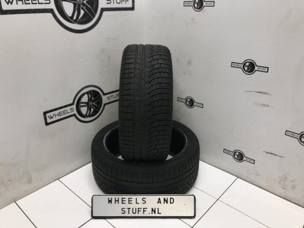 Nokian WR A4 235-40-19 96V XL M&S Winterbanden, Ophalen, Gebruikt, Banden en Velgen