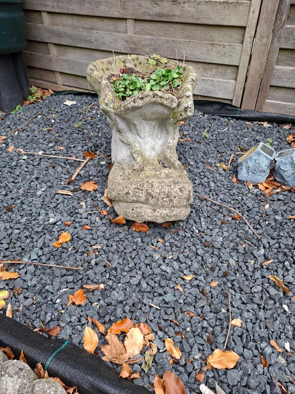 3x unieke vintage betonnen schoen – tuinbak / plantenbak – b, Ophalen, Gebruikt, Minder dan 60 cm, Balkon