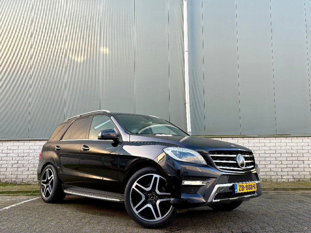 Mercedes-Benz ML350 Bluetec - Euro6 - DESIGNO AMG, Auto's, Automaat, 258 pk, Diesel, Vierwielaandrijving