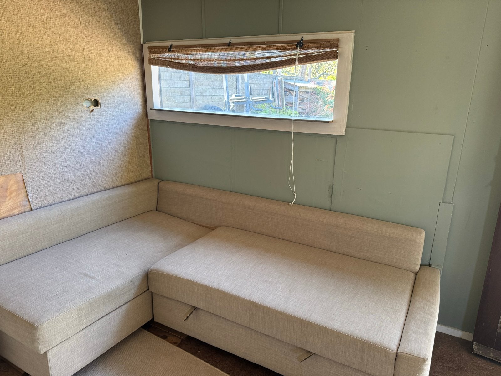 Compacte hoekbank met uitschuifbaar bed, Ophalen, Gebruikt, Hoekbank, Driepersoons