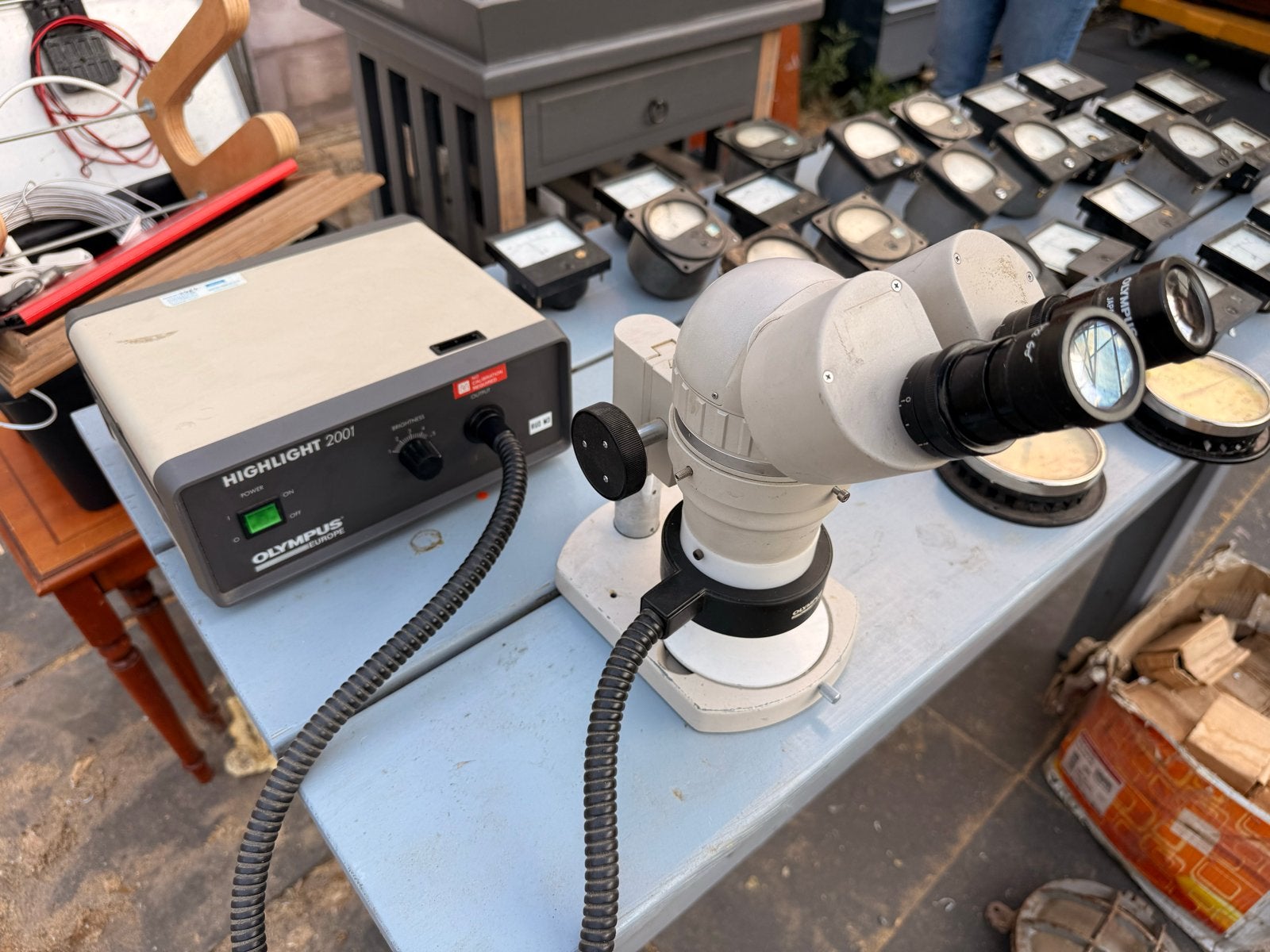 Olympus Stereomicroscoop met Highlight 2001 Lichtbron, Audio, Tv en Foto, Optische apparatuur | Microscopen, Ophalen, Gebruikt