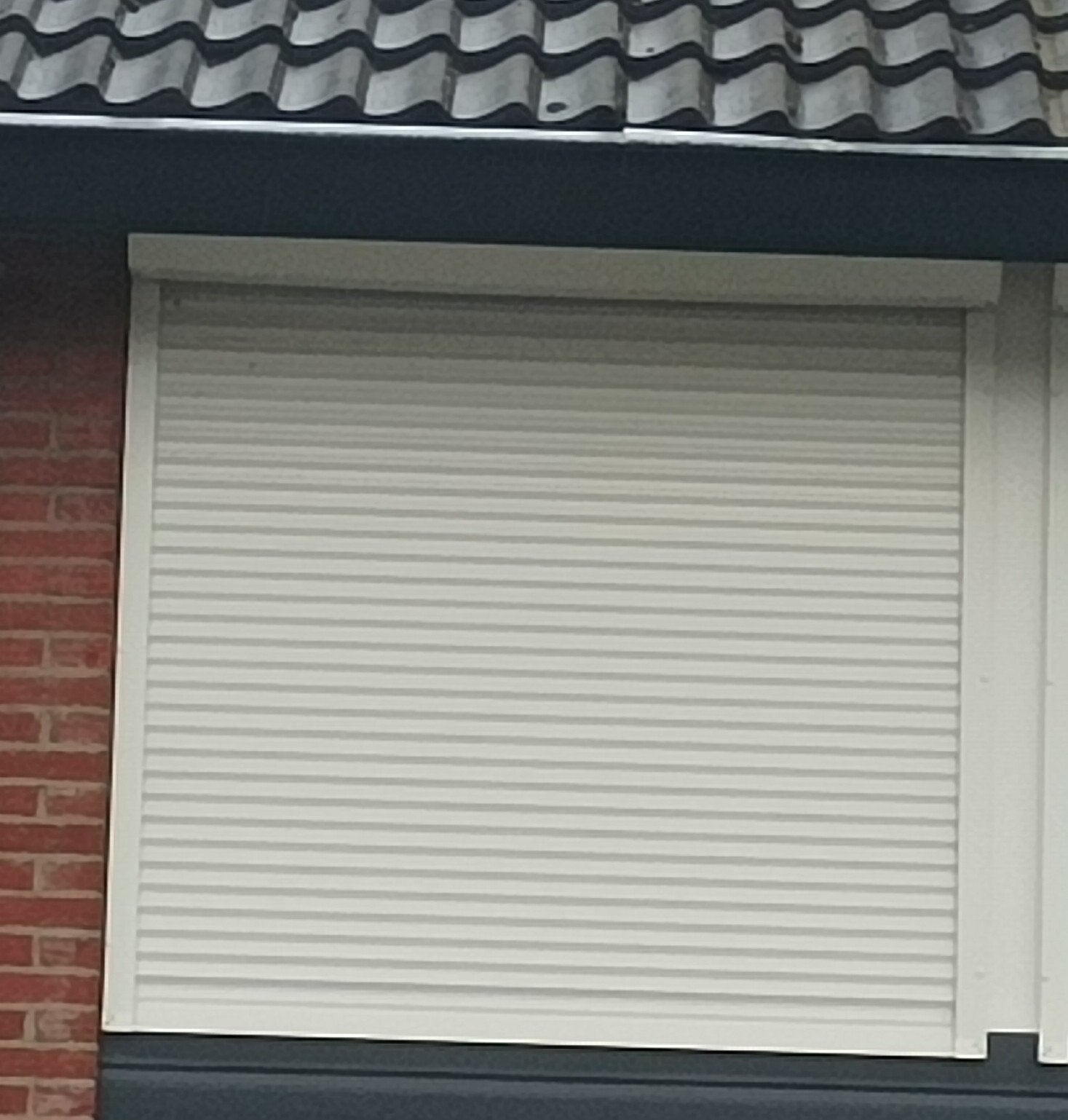 rolluik, Doe-het-zelf en Verbouw, Rolluiken, Ophalen, Gebruikt, 150 tot 200 cm, Wit