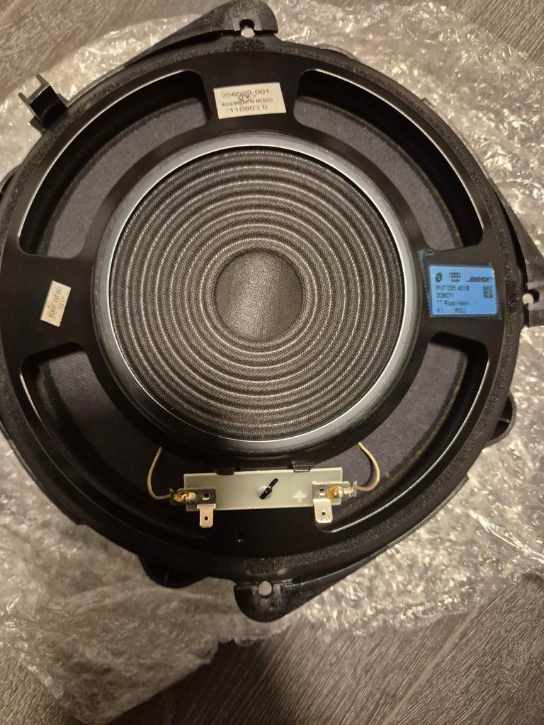 Bose Subwoofer voor Audi TT(onderdeelnummer 8P0 035 412), Ophalen of Verzenden, Gebruikt