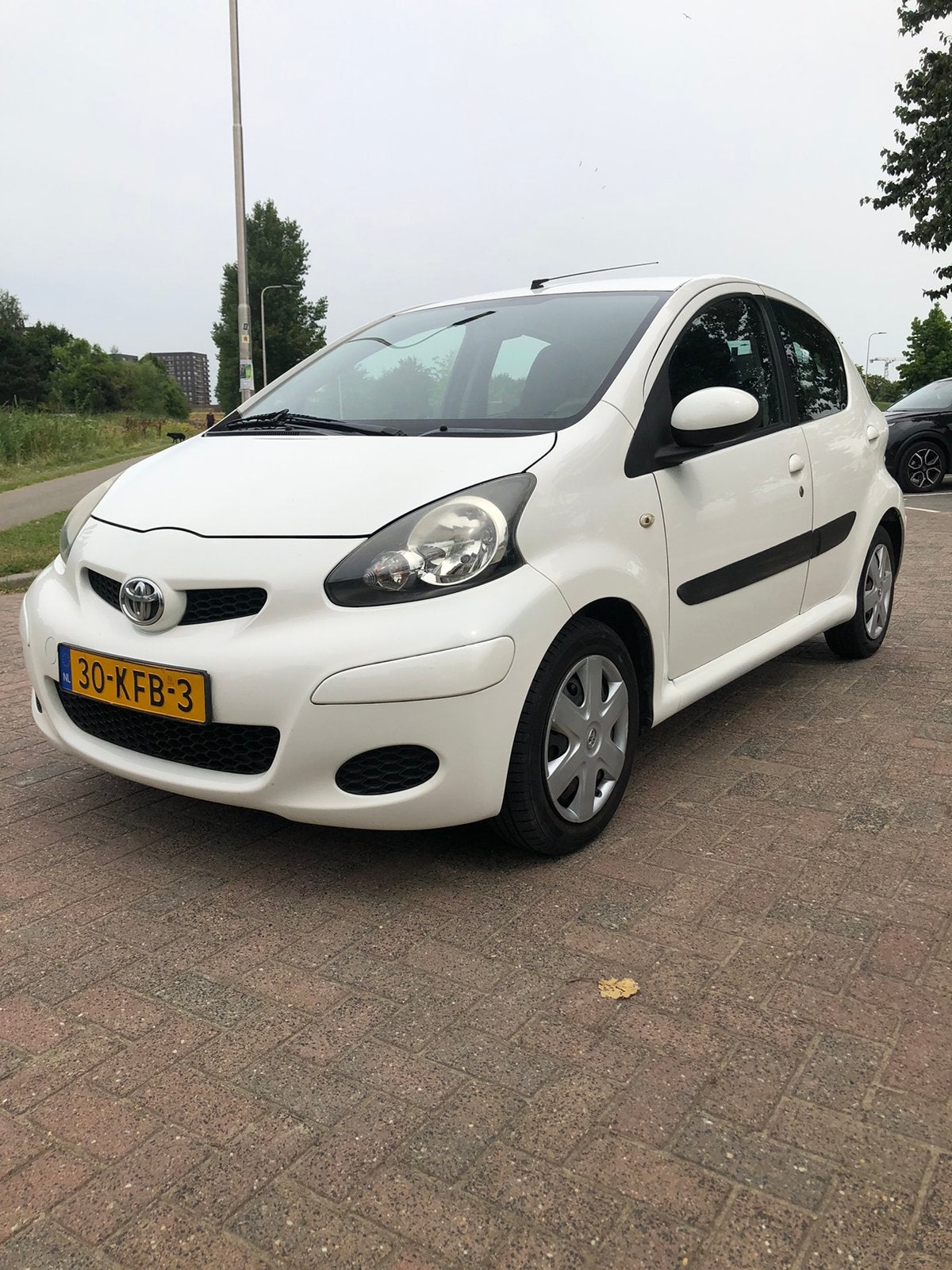Toyota Aygo 1.0 12V Vvt-i 5DRS 2009 Airco.NAP. 1eig, Voorwielaandrijving, Zwart, Metallic lak, 4 stoelen