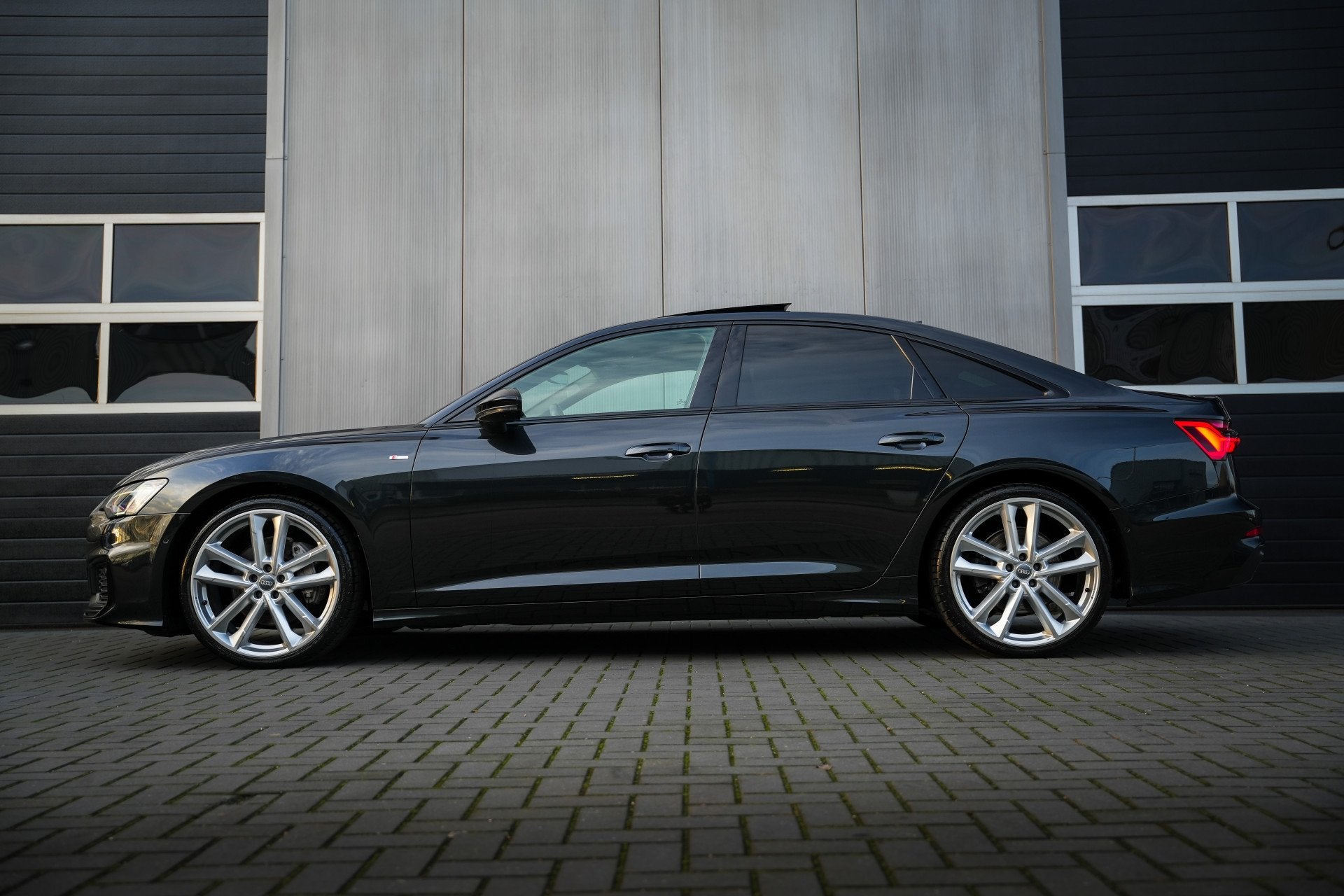 Audi A6 Limousine 45 TFSI 245 pk S Edition /NL-Auto/ Pano-Da, Gebruikt, Euro 6, 4 cilinders, Bedrijf