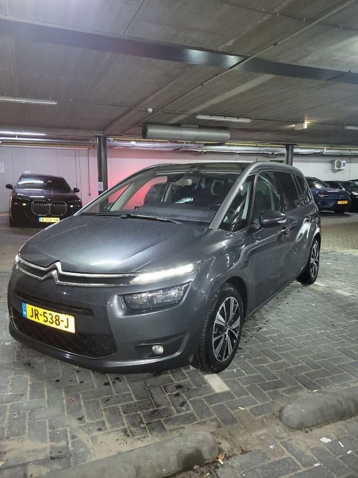 Citroën C4 1.6 Bluehdi 120pk S&S 2016 Grijs, Voorwielaandrijving, 1340 kg, 4 cilinders, 7 stoelen