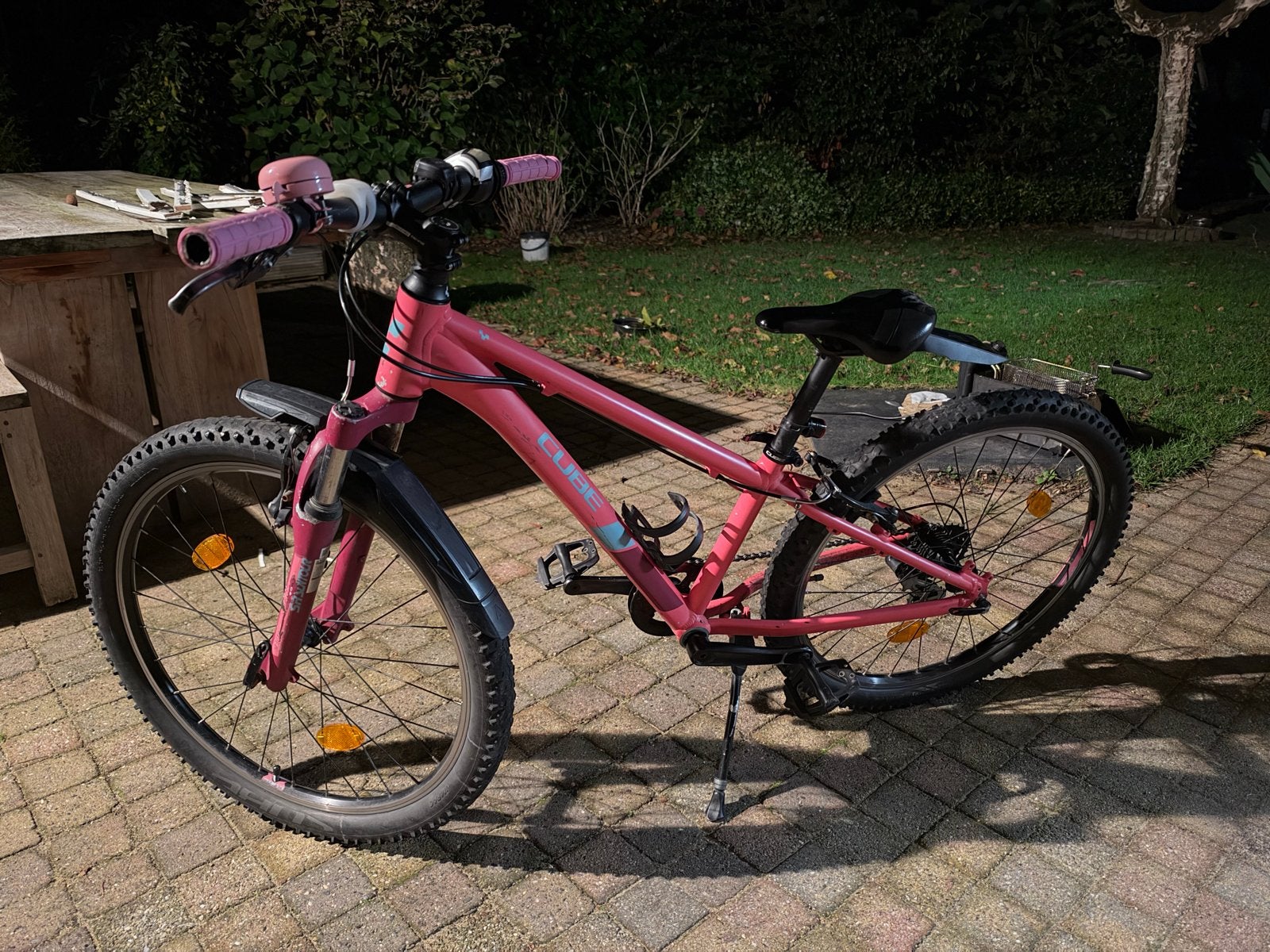 Cube Acid 240 kinderfiets - roze, 24 inch, Shimano Altus, Fietsen en Brommers, Velgrem, Ophalen of Verzenden, Handrem, Gebruikt