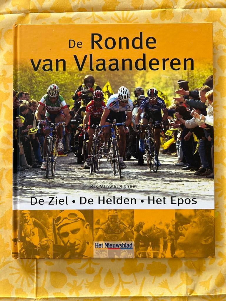 De ronde van Vlaanderen - wielerklassieker, Ophalen of Verzenden, Zo goed als nieuw, Lopen en Fietsen