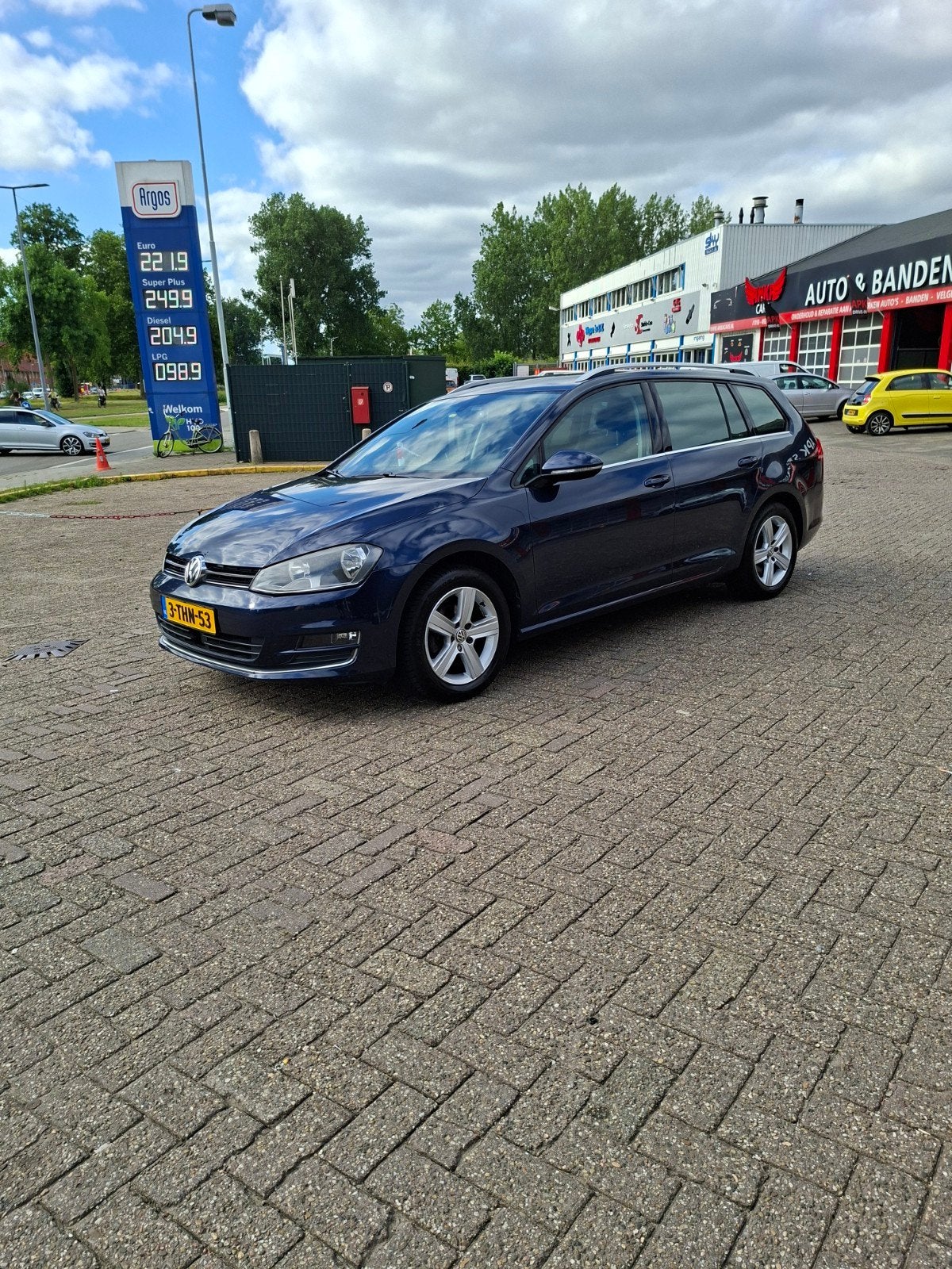 Volkswagen Golf 1.2 TSI 77KW/105PK Variant 2014 Blauw, Voorwielaandrijving, 4 cilinders, Blauw, 1197 kg