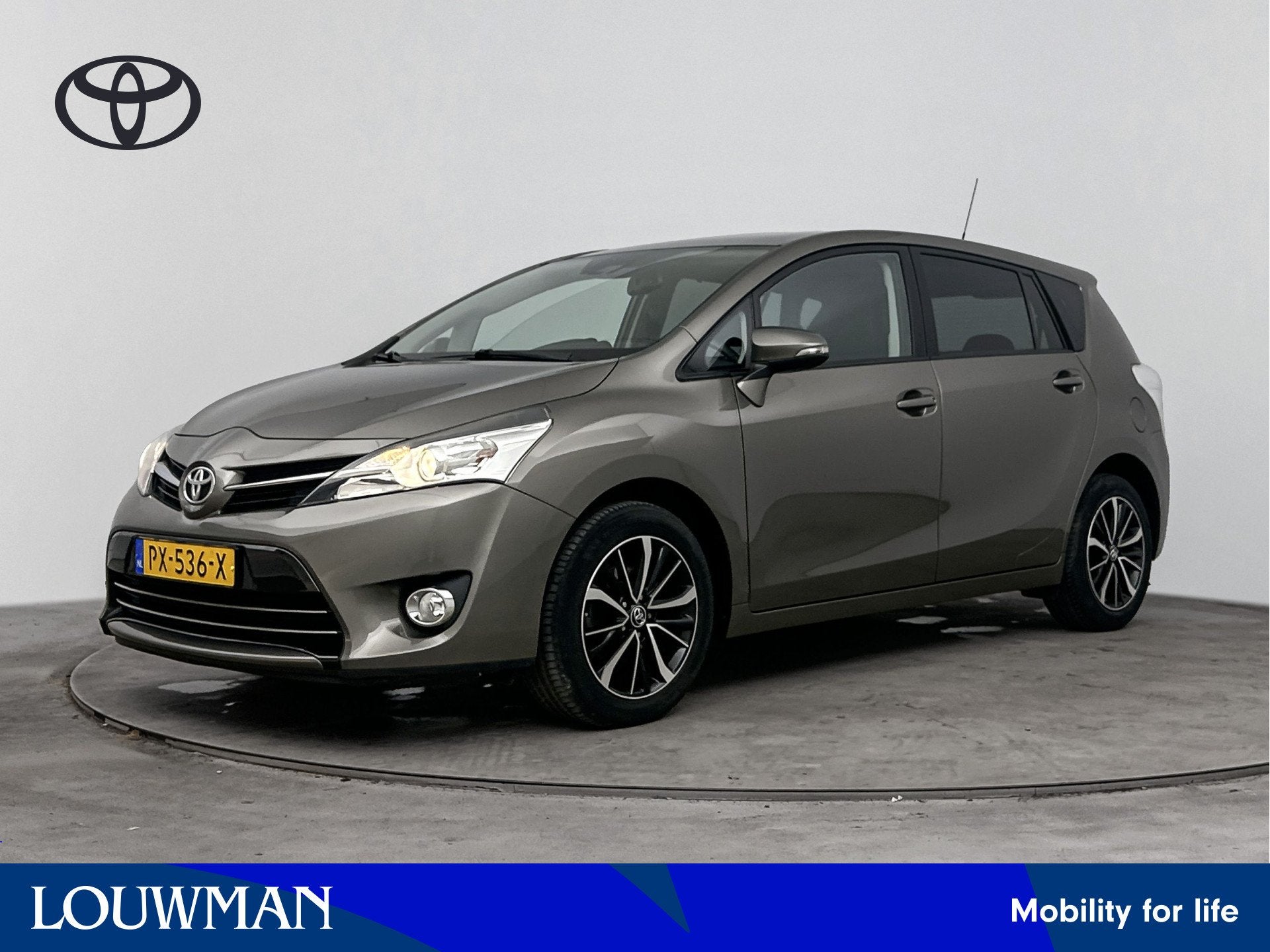 Toyota Verso 1.8 VVT-i SkyView Edition | Panoramadak | Trekh, Auto's, Voorwielaandrijving, Gebruikt, 4 cilinders, Origineel Nederlands